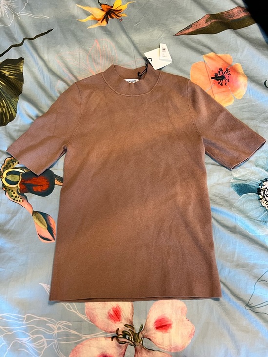 Banana Republic Tops - NWT Banana Republic | Short Sleeve Mock Neck Top in Tan | Small